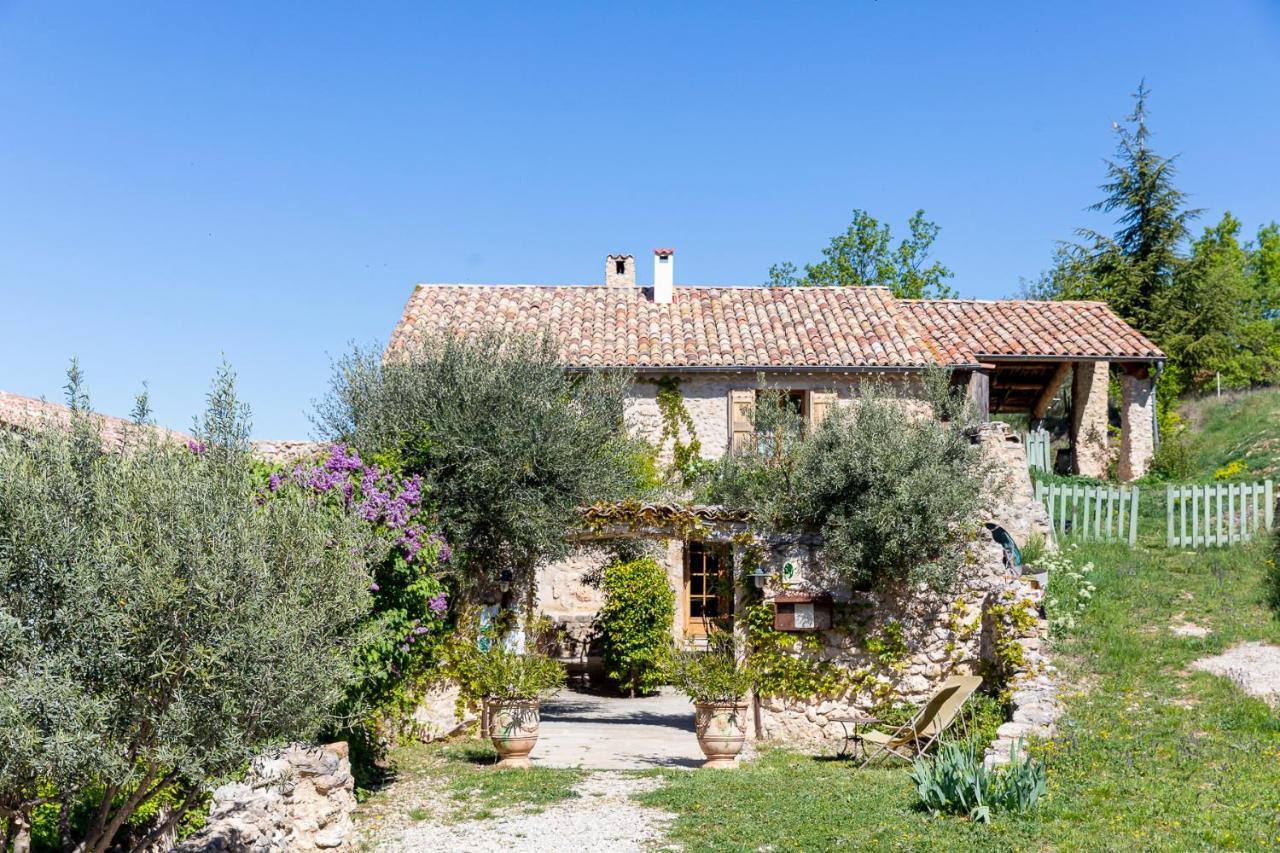 Bed & Breakfast La Ferme Du Petit Segries 3*